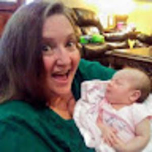 Meet your Posher, Tia